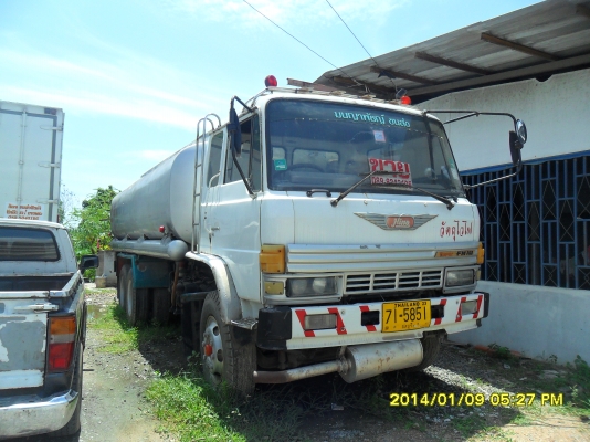 รถบรรรทุกน้ำมัน