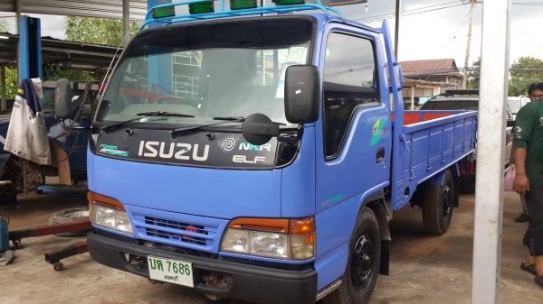 ขายด่วนISUZU 4ล้อเล็ก100แรงปี47จัดแนนท์ได้สูงสภาพดีมากพร้อมใช้ในเมืองไม่ติดเวลาราคาโทร0843923995