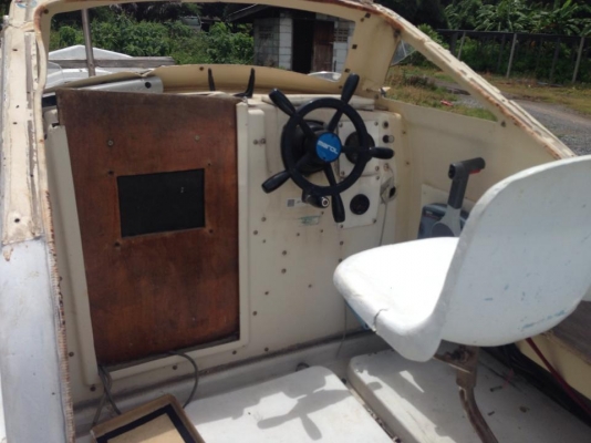 ขายเรือเปล่าพร้อมอุปกรณ์ เรือยามาฮ่า 23 ฟุต 40,000 บาท