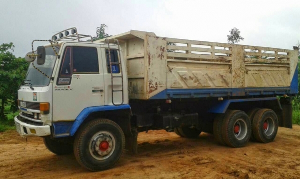 ล็อกกี้ เครื่องนอก 195แรงคลูเลออินเตอร์ ั2เพอร์ ใช้ดีมาก