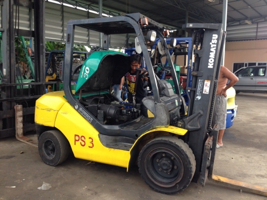 ขายรถยก 3 ตัน เสา 3 ท่อน 4.3 เมตร