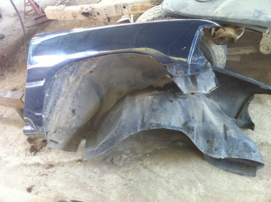 ขายอะไหล่บอดี้ไมตี้ แก้ม กันชน ไฟหน้า ฝากระโปรง    2000 บาท