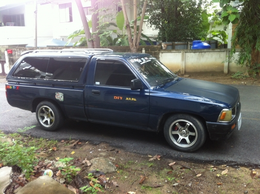 ขายอะไหล่บอดี้ไมตี้ แก้ม กันชน ไฟหน้า ฝากระโปรง    2000 บาท