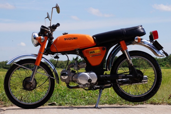 ขาย SUZUKI A 100 เครื่อง LIFAN 125 CC ทะเบียนพร้อมโอน เอกสารอินวอยเครื่องครบ เลขตรงชัดเจน รถสวยสภาพตามรูป เครื่องดี วิ่งดีมาก ระบบไฟติดครบทุกจุด แตร์ดัง