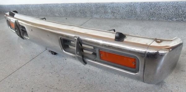 ขายกันชนหน้าโครเมี่ยมใส่ Big-M และเทอราโน่ 1 (terrano 1)ได้ 2800 บาท