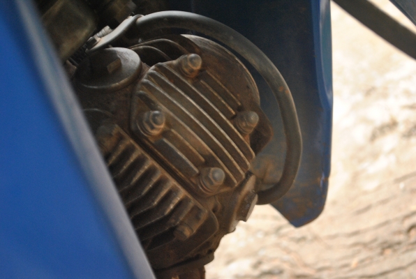 Honda wave 100 ปี47 ดีสเบรคหน้า สีน้ำเงิน-ดำ