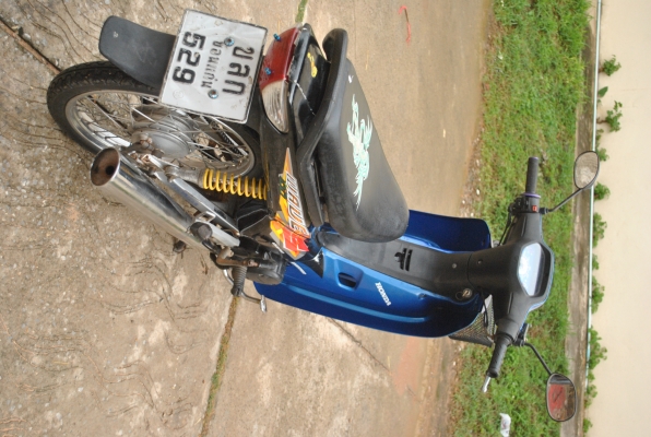 Honda wave 100 ปี47 ดีสเบรคหน้า สีน้ำเงิน-ดำ