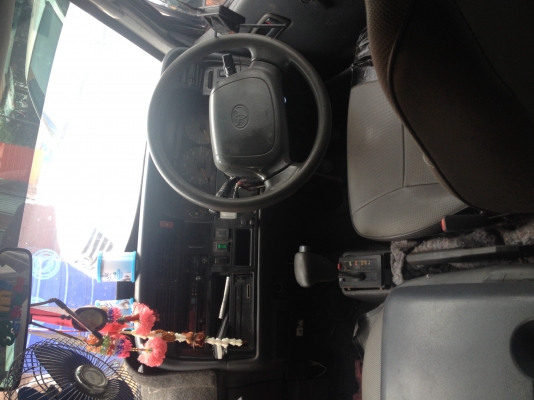 ขายรถตู้โดยสาร Toyota Commuter ขาย 200,000 บาท ราคาต่อรองได้ครับ
