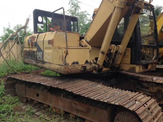 ขายด่วนครับ รถแม็คโค CATPILLAR 320B V.1 เครื่องเดิม ไฟฟ้าครบ เอกสาร อินวอย ครับ รถพร้อมใช้งานครับ