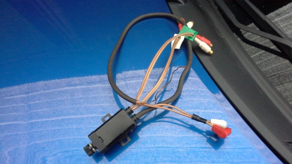 กล่องแปลงสัญญาณ 2 แชแนลเป็น 4 แชแนล ของ Pioneer