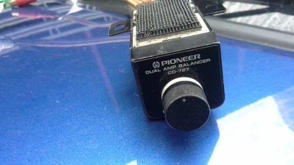 กล่องแปลงสัญญาณ 2 แชแนลเป็น 4 แชแนล ของ Pioneer กล่องแปลงสัญญาณ 2 แชแนลเป็น 4 แชแนล ของ Pioneer