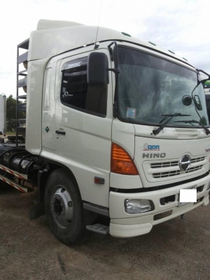 ขายรถสิบล้อหัวลาก HIno MEGa FM 260 ปี55 NGV มี 3หัว แท้ โรงงาน ราคาต่อรองได้