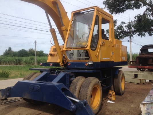 รถแมคโครล้อยาง pw100-2 2เพลา สภาพสวย ขายแล้วคะ!!