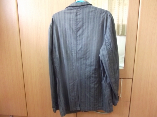 เสื้อสูทผู้ชาย BASIC HOUSE สีเทาดำ