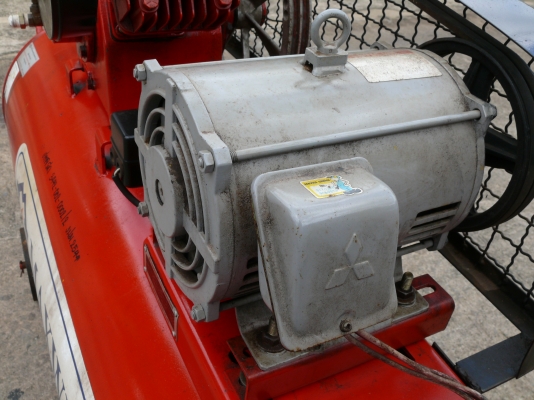 ขายปั๊มลม MAXWELL มอเตอร์ Mitsu ขนาด 300 ลิตร ขายปั๊มลม MAXWELL มอเตอร์ Mitsu ขนาด 300 ลิตร