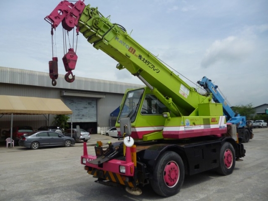 ของใหม่สดๆๆเครน 4 ล้อ KATO KR10H 10 ตันเต็ม