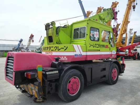 ของใหม่สดๆๆเครน 4 ล้อ KATO KR10H 10 ตันเต็ม