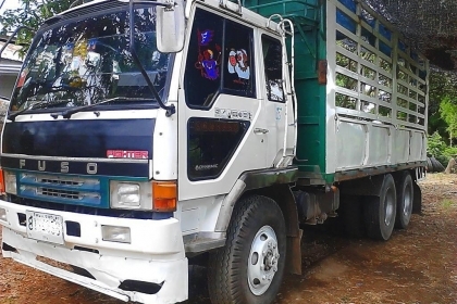 ***ขายแล้วครับขอบคุณ Truck2hand ขาย10ล้อเพลาเดียวล่อง MITSUBISHI FUSO FN215K 6D15-180HP ปี38เครื่องแน่นๆ แห้งๆแรงจริง ไม่มีเยิ้ม เกียร์เข้าง่ายไม่หลุด ช่วงล่างเดิมคัสซีดี ไม่ปะไม่ดาม มีช่วงปลาย ไม่ค่อยสวยมีบวม(ตามรูป) กระบะเหล็กไม่ดั้มคอกเกษตรสูงสภาพดี พื ***ขายแล้วครับขอบคุณ Truck2hand ขาย10ล้อเพลาเดียวล่อง MITSUBISHI FUSO FN215K 6D15-180HP ปี38เครื่องแน่นๆ แห้งๆแรงจริง ไม่มีเยิ้ม เกียร์เข้าง่ายไม่หลุด ช่วงล่างเดิมคัสซีดี ไม่ปะไม่ดาม มีช่วงปลาย ไม่ค่อยสวยมีบวม(ตามรูป) กระบะเหล็กไม่ดั้มคอกเกษตรสูงสภาพดี พื