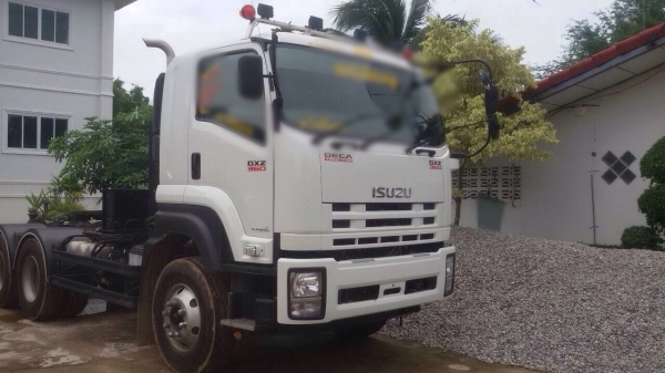 ขายดาว์นหัวลาก ISUZU 360 แรง ปี 56 ไมล์ 4x,xxx ส่งต่อ 50 งวด ๆ ละ 5x,xxx กสิกรลิสซิ่ง