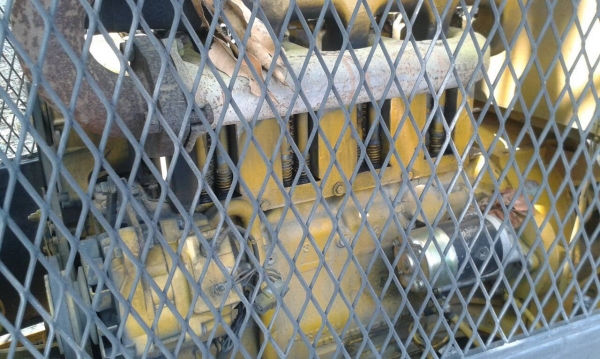 ขายรถคีบอ้อยเบลไทยทำเครื่องด้อย 4สูบ สภาพสวยพร้อมใช้ ราคาต่อรองได้ ติดต่อได้ที่คุณ อ๊อฟ พิจิตร 086-737-9991