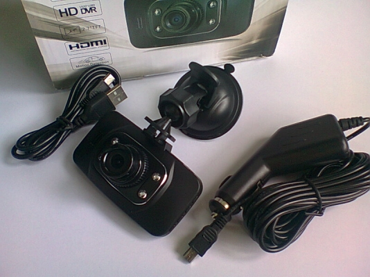 กล้องติดรถยนต์ GS8000L