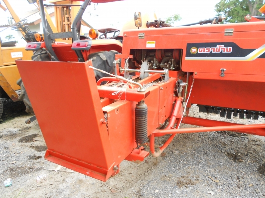 ขายเครื่องอัดฟางมือสอง ของ KUBOTA HB130 PLUS