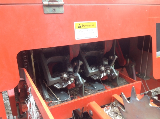 ขายเครื่องอัดฟางมือสอง ของ KUBOTA HB130 PLUS