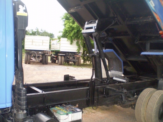 ขาย6ล้อดั้มISUZU รุ่นNPR120แรงม้า