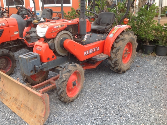 ขายรถไถนั่งขับมือสอง+ใบมีดหน้า สภาพดีมากๆ ขายรถไถนั่งขับมือสอง+ใบมีดหน้า สภาพดีมากๆ