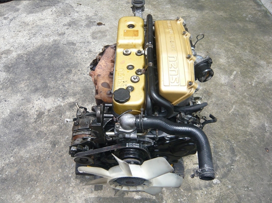 ขายเครื่องยนต์ดีเซล ISUZU มังกรพร้อมเกียร์