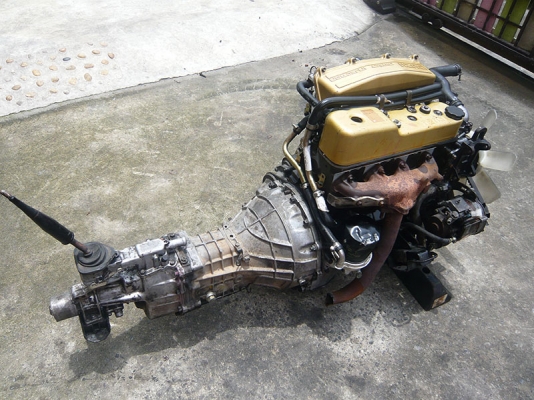 ขายเครื่องยนต์ดีเซล ISUZU มังกรพร้อมเกียร์