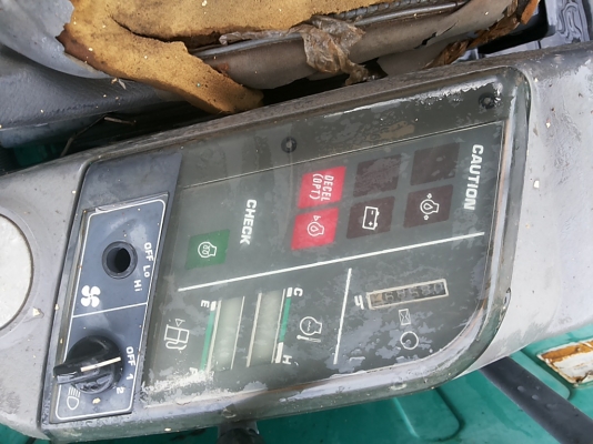 ขายรถขุด KOMATSU pc 35R8 รถเก่านอก สภาพเดิม น่าใช้งาน มีเอกสารแจ้งจำหน่าย ( เจ้าของขายเอง 085-8332943 ) ขายรถขุด KOMATSU pc 35R8 รถเก่านอก สภาพเดิม น่าใช้งาน มีเอกสารแจ้งจำหน่าย ( เจ้าของขายเอง 085-8332943 )