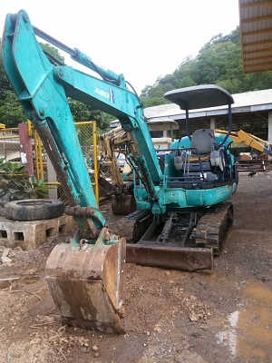 ขายรถขุด KOMATSU  pc 35R8  รถเก่านอก สภาพเดิม น่าใช้งาน มีเอกสารแจ้งจำหน่าย ( เจ้าของขายเอง 085-8332943 )