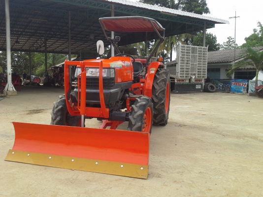 ขายแทรกเตอร์ L4508 ใบดันตราช้าง ผาน6 ตราช้าง