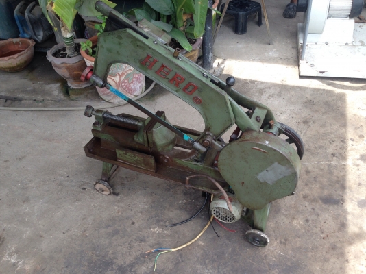 ขายแท่นเลื่อย Hero ขนาด 16" (ตอนนี้ใช้มอเตอร์ 3 เฟส) สภาพสวยมาก แท่นแน่น อุปกรณ์ครบ พร้อมใช้งาน ขายแท่นเลื่อย Hero ขนาด 16" (ตอนนี้ใช้มอเตอร์ 3 เฟส) สภาพสวยมาก แท่นแน่น อุปกรณ์ครบ พร้อมใช้งาน