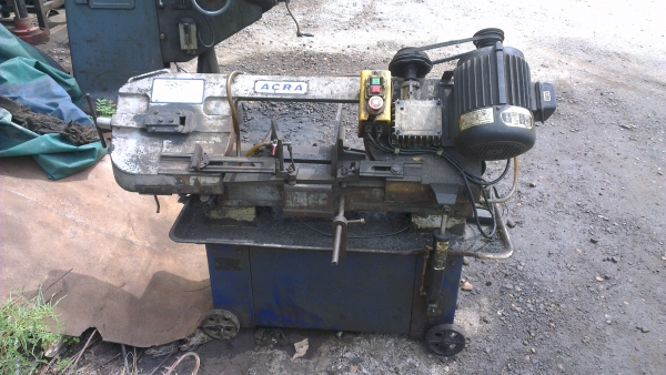 Sell> ขายเลื่อยสายพาน Band Saw 150x180mm ไม่มีตำหนิ แต่สีสันไม่ค่อยสวย พร้อมใช้งาน แบงค์ นครปฐมครับ