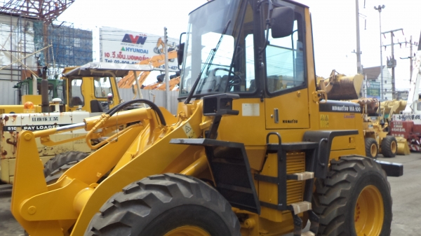 WA100-3-52013KOMATSUตอนนี้รถจอดที่(CSนวนคร)ครับ