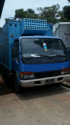 ขายอีซูซุดีแมกซ์พร้อมตู้ห้องเย็นปี 2002=2004 มี 18 คันราคาคันละ 135,000 บาทหกล้อ 2 คันราคาคันละ 420.000 กับ380,000 บาท