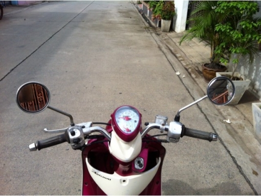 Yamaha Fino สีชมพู ขาว รถสวย เครื่องดี