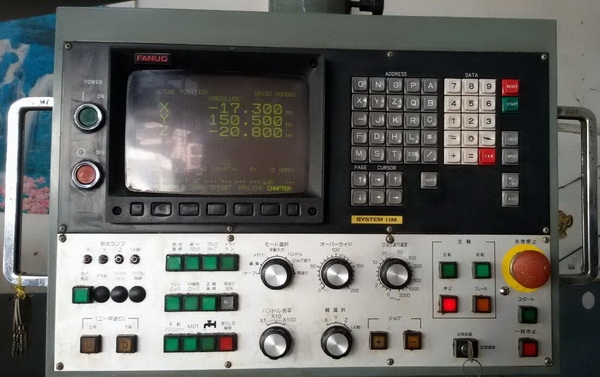 ขายเครื่อง NC MILLING SHIZUOKA FANUC 11M สภาพดี แผงคอนโทรลสวยมาก หัว NT40 ถอดทูลแบบกดปุ่ม เปลี่ยนทูลง่ายมาก SPEED 3,600 RPM. ระยะวิ่งกัดงาน X,Y = 800X400 mm. ลิ้งโปรแกรม RS232 ได้ ใช้งานได้ดีปกติ ขายถูก ๆ ติดต่อ เล็ก 086-3237681