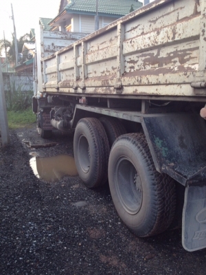 10 ล้อ  2 เพลา กระบะดั๊ม