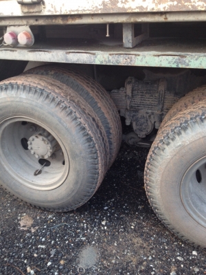 10 ล้อ  2 เพลา กระบะดั๊ม