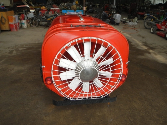 ขายรถฉีดพ่นยา SPEED SPRAYER MARUNAKA L4-530D เครื่องยนต์ 4 สูบ พร้อมใช้งาน ขายรถฉีดพ่นยา SPEED SPRAYER MARUNAKA L4-530D เครื่องยนต์ 4 สูบ พร้อมใช้งาน