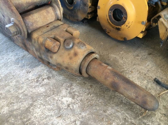 หัวเจาะ หัวกระแทก ขนาด PC60 ยี่ห้อ NPK มือสองญี่ปุ่น