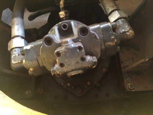 ขายรถบดสั่นสะเทือน BOMAG รุ่นSW-226 DH-4 ขนาด 26 ตัน สภาพพร้อมใช้งานทันที มีเอกสารจดทะเบียน