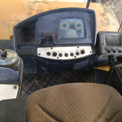 ขายรถบดสั่นสะเทือน BOMAG รุ่นSW-226 DH-4 ขนาด 26 ตัน สภาพพร้อมใช้งานทันที มีเอกสารจดทะเบียน