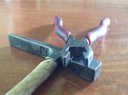 ขายค้อน หงอนสิ่ว 2 in 1 Vintage พร้อมคีมตัดเอนกประสงค์