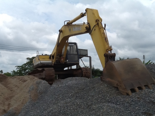 ขาย  kobelco พร้อมรถลาก