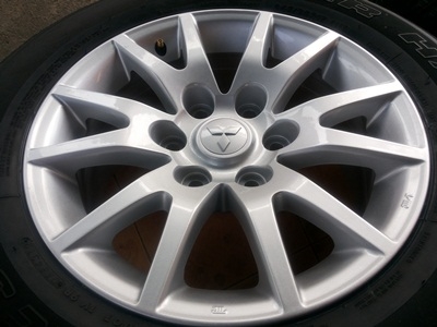 ขายล้อแม็กMitsubishi Pajero 17 พร้อมยาง 4 ล้อ ขายล้อแม็กMitsubishi Pajero 17 พร้อมยาง 4 ล้อ