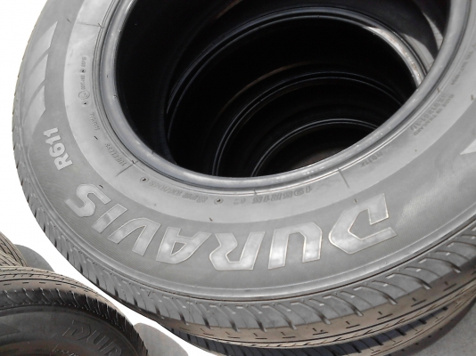 195R15C BRIDGE STONE DURAVIS R611  ปี 2012  ชุด 4 เส้น TEL.081-427-3941